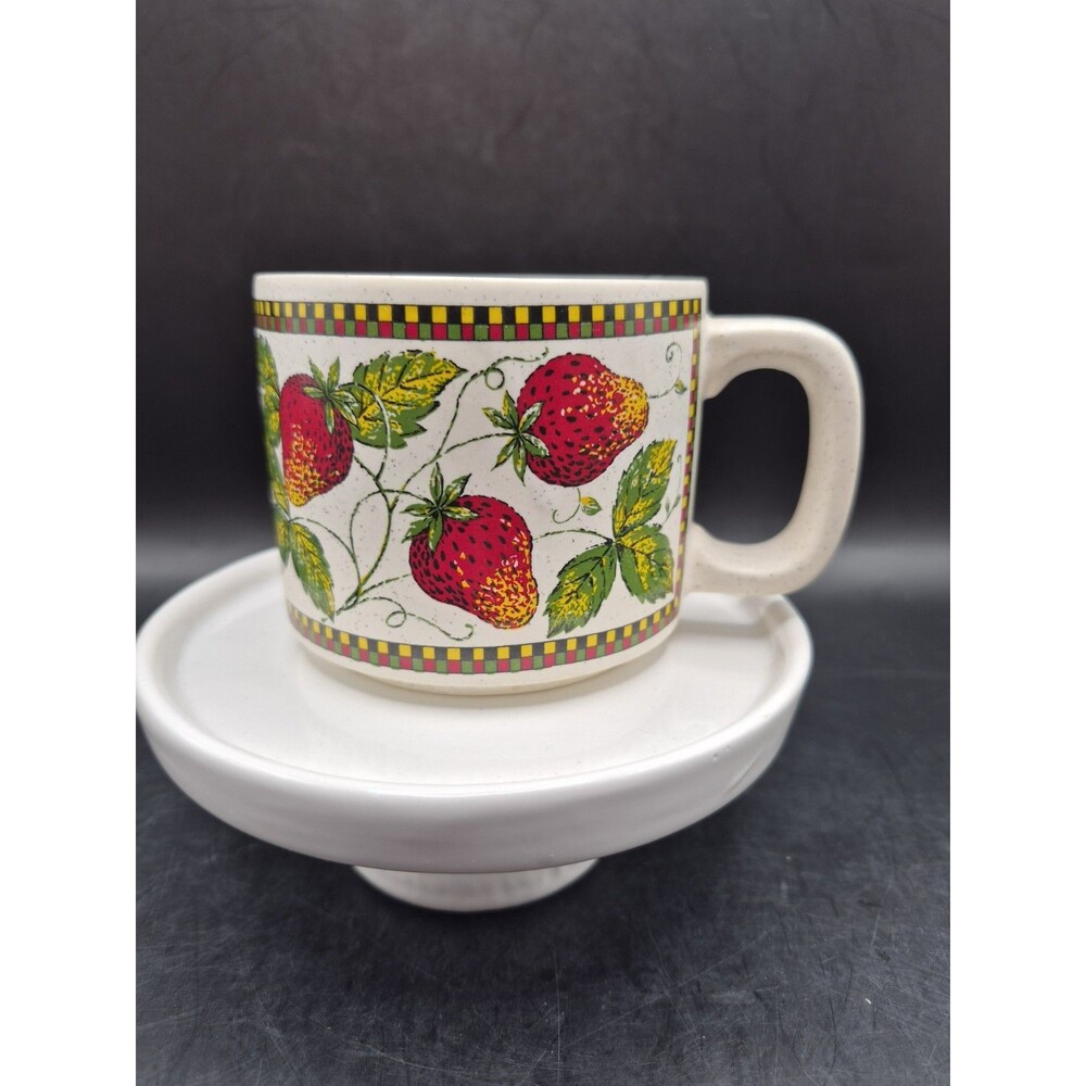 1 Vintage Tabletops Unlimited Garden Strawberry Ceramic Mug Cottage Core